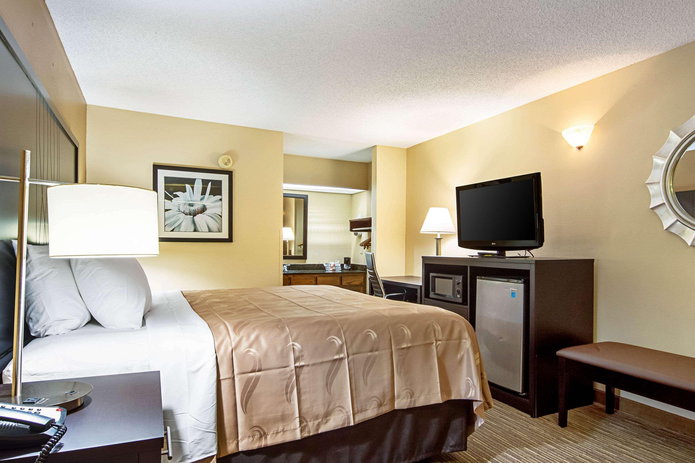 Quality Inn Thomaston Экстерьер фото
