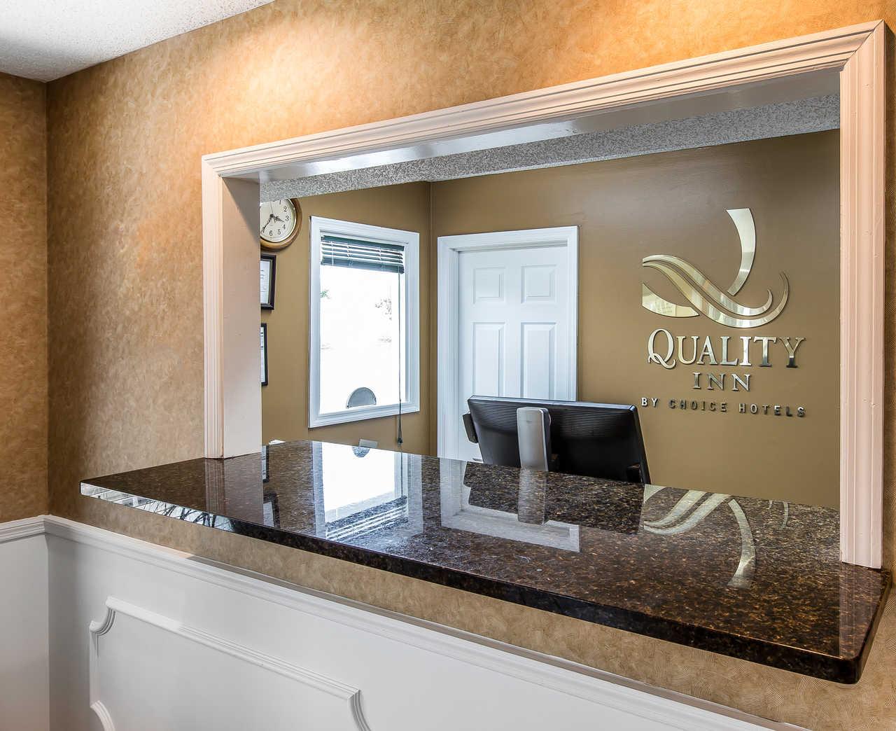 Quality Inn Thomaston Экстерьер фото